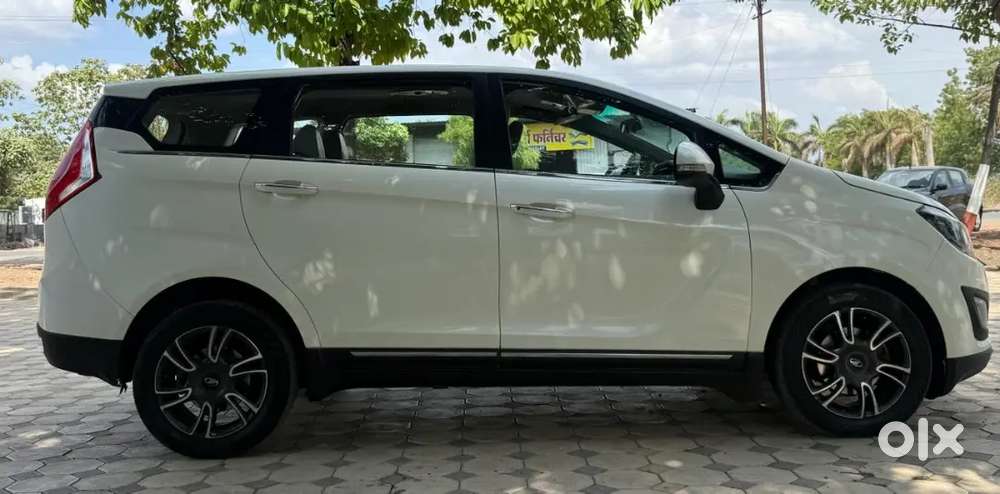 Mahindra Marazzo 2019 Diesel 86400 Km Driven
