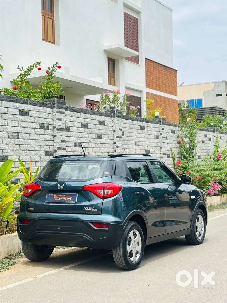 Mahindra Xuv300 W6 Amt Diesel, 2023, Diesel
