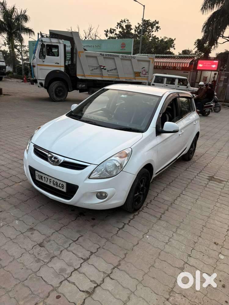Hyundai I20 2011 Petrol Well Maintained