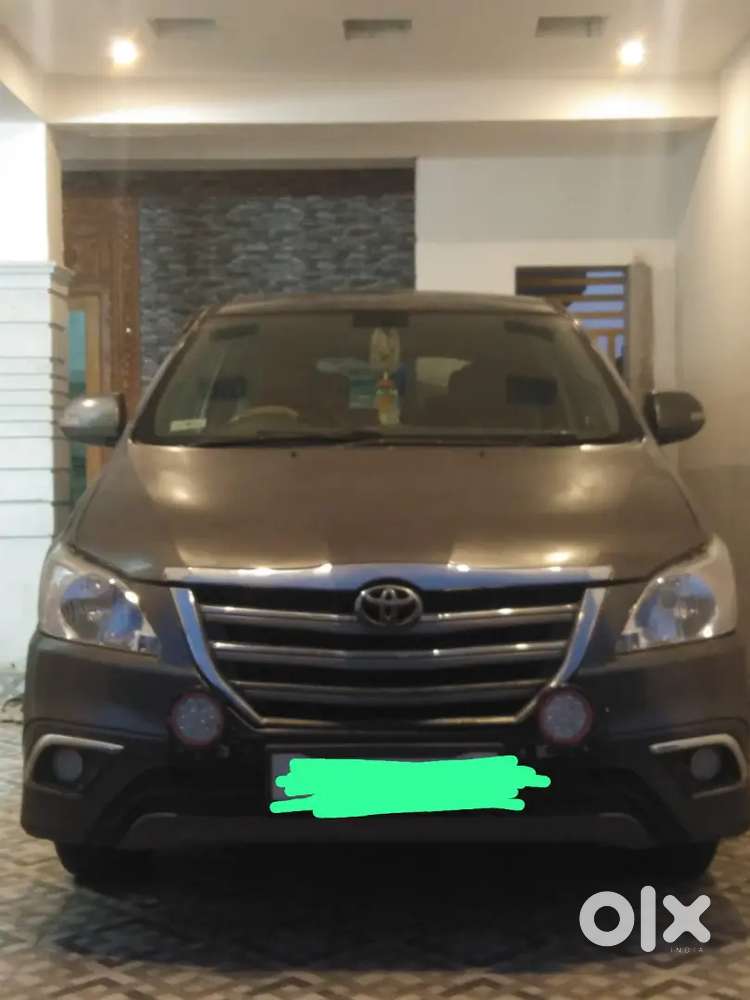 Toyota Innova 2013 Diesel 285000 Km Driven