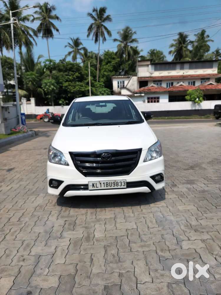 Toyota Innova 2013