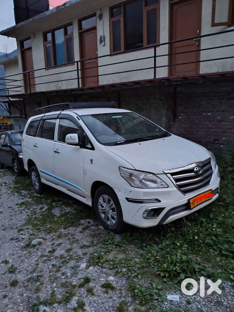 Toyota Innova 2.5 2014
