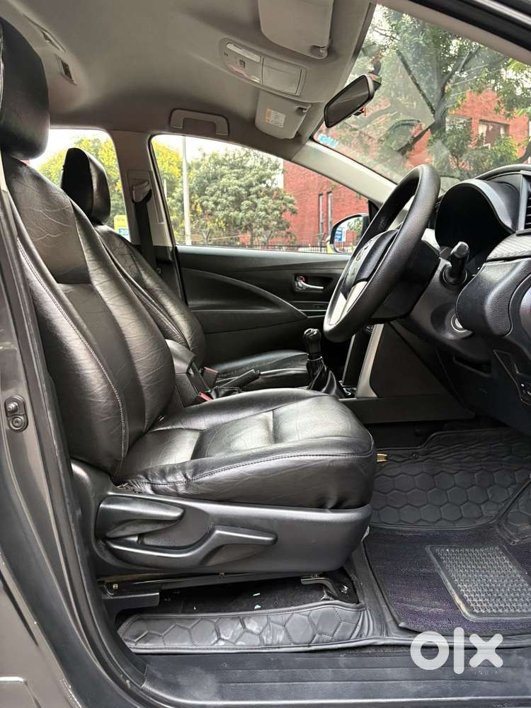 Toyota Innova Crysta 2.4 G Mt 7 Str, 2019, Diesel