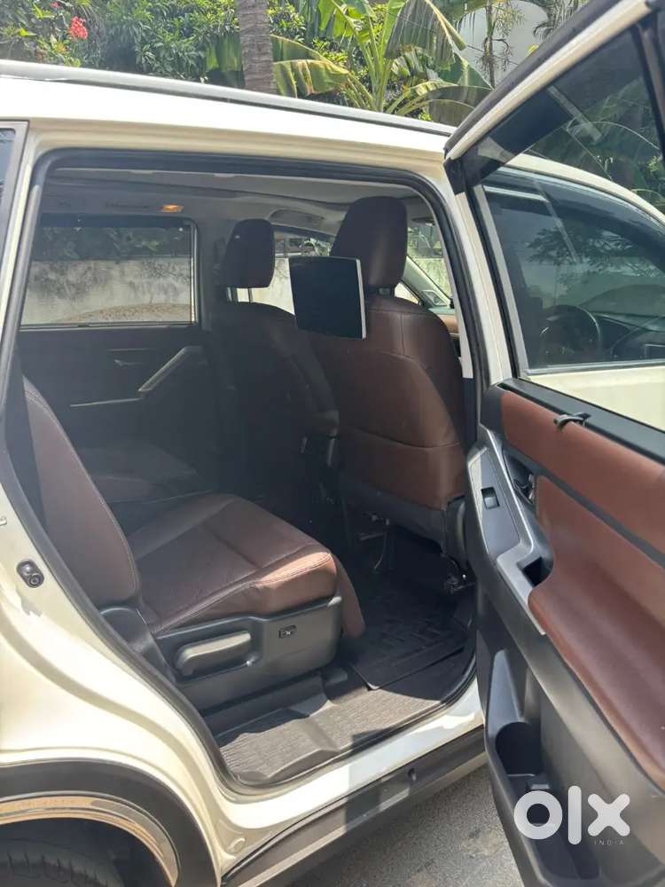 Toyota Innova Hycross 2024