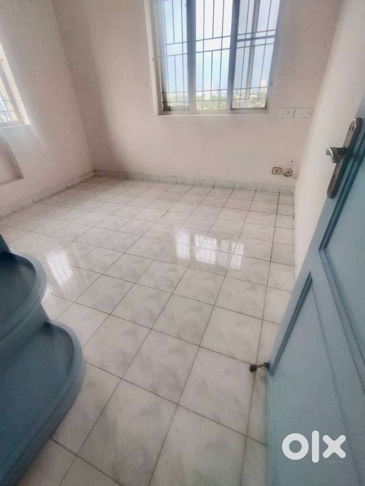 3BHK in Kadavanthra