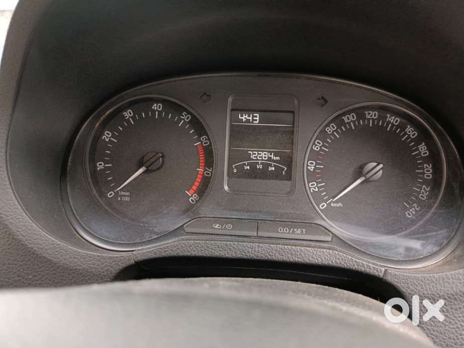 Skoda Rapid 1.6 Mpi At Style, 2019, Petrol