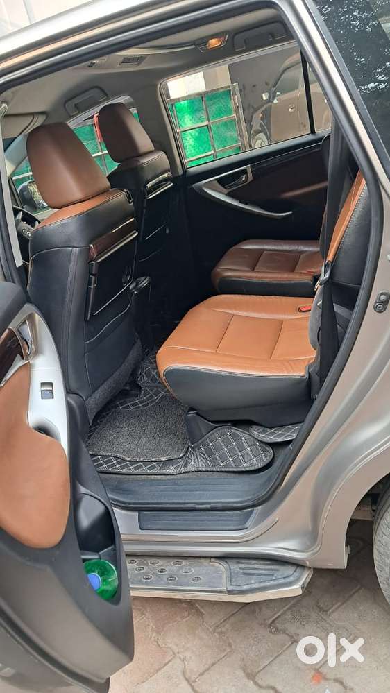 Toyota Innova Crysta Touring Sport 2.7 At, 2016, Petrol