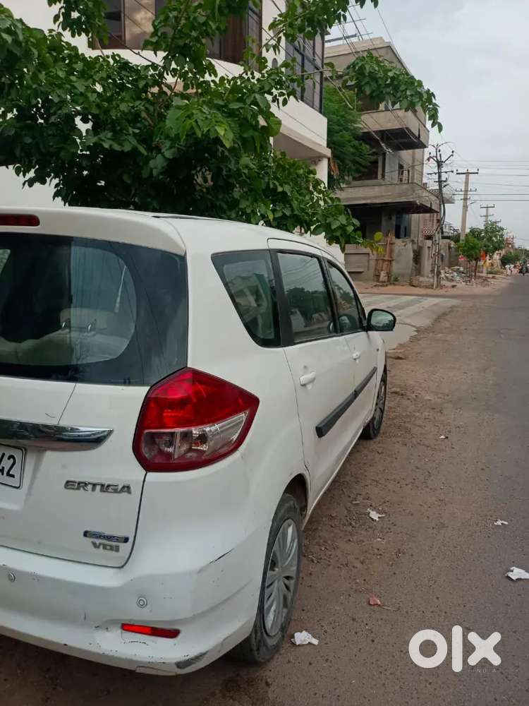 Maruti Suzuki Ertiga 2016
