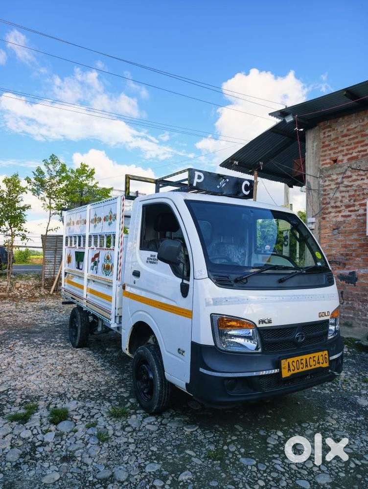 Tata Bolt Quadrajet Xt, 2024, Petrol