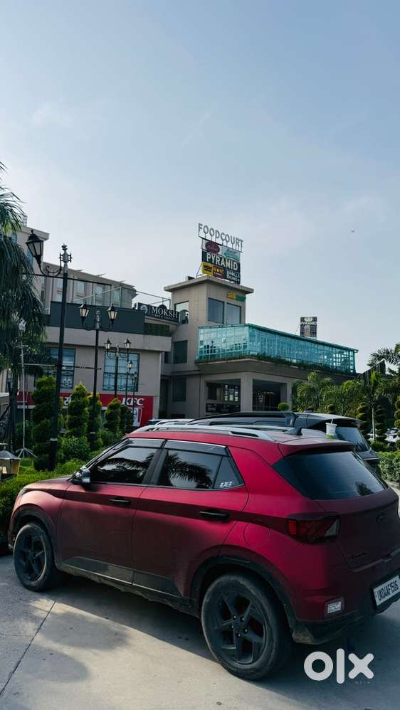 Hyundai Venue Petrol 2021
