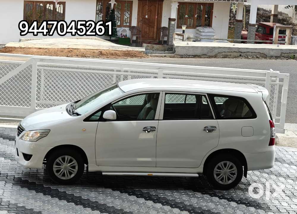 Toyota Innova, 2012