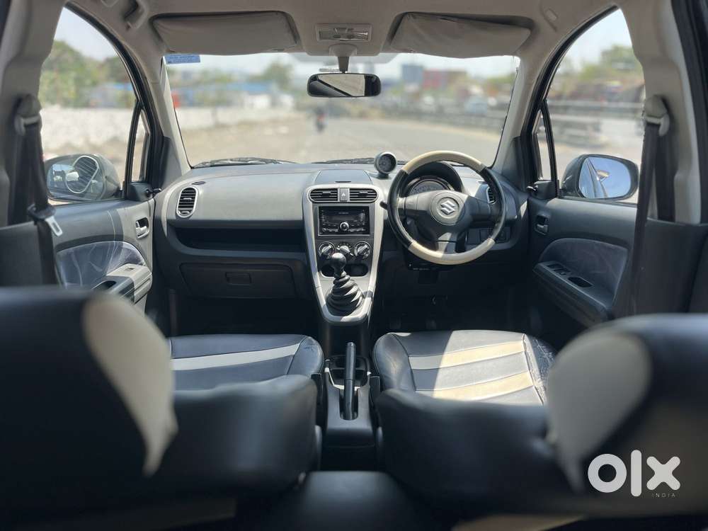 Maruti Suzuki Ritz Vxi, 2011, Petrol