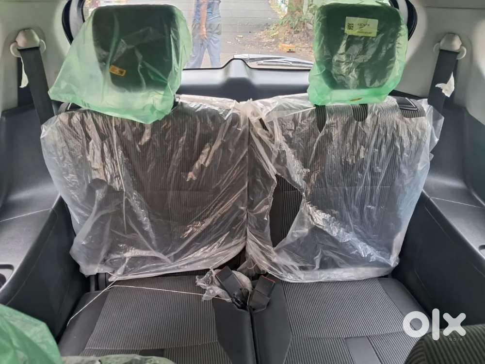 Maruti Suzuki Xl6 1.5 Zeta Mt, 2024, Petrol