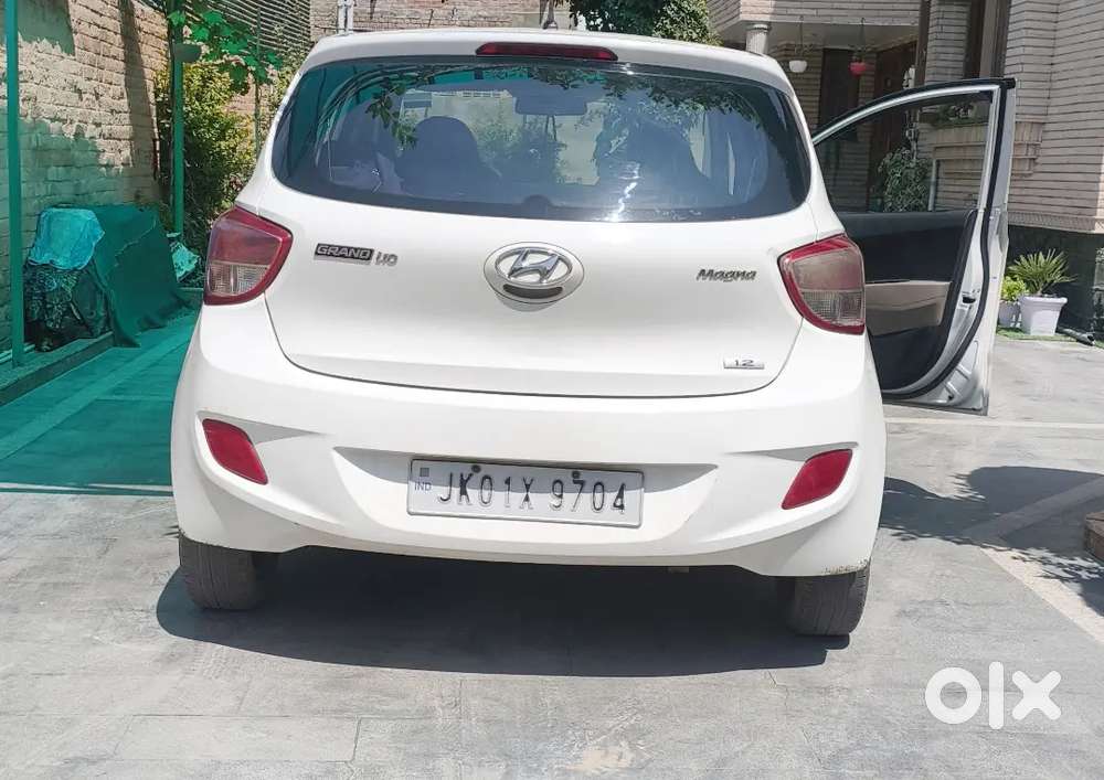 Hyundai Grand I10 2015 Petrol Variant