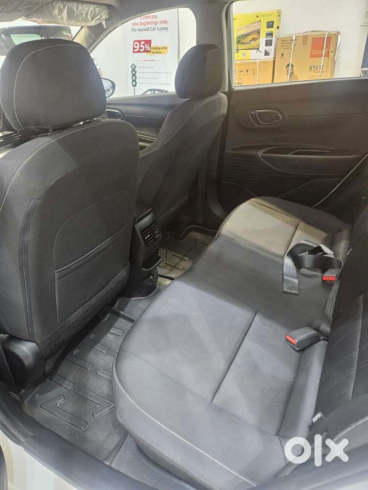 Hyundai I20 Sportz 1.2 Ivt, 2023, Petrol