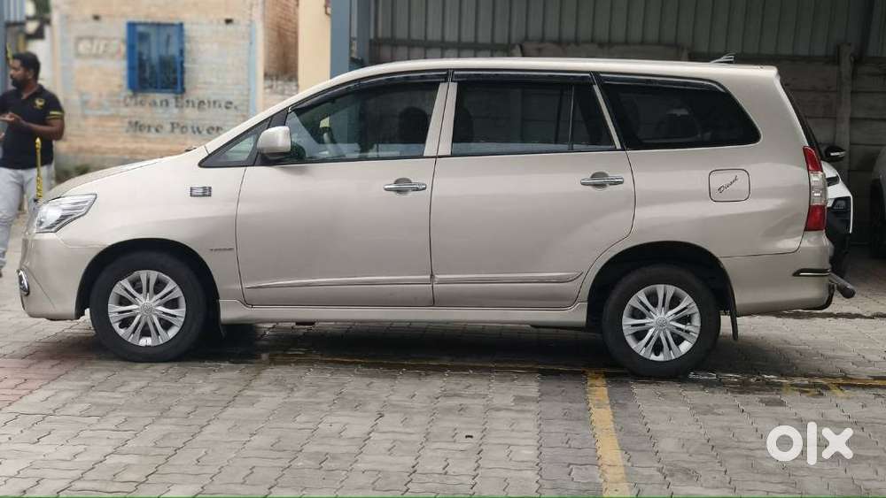 Toyota Innova 2.5 G (diesel) 7 Seater, 2013, Diesel
