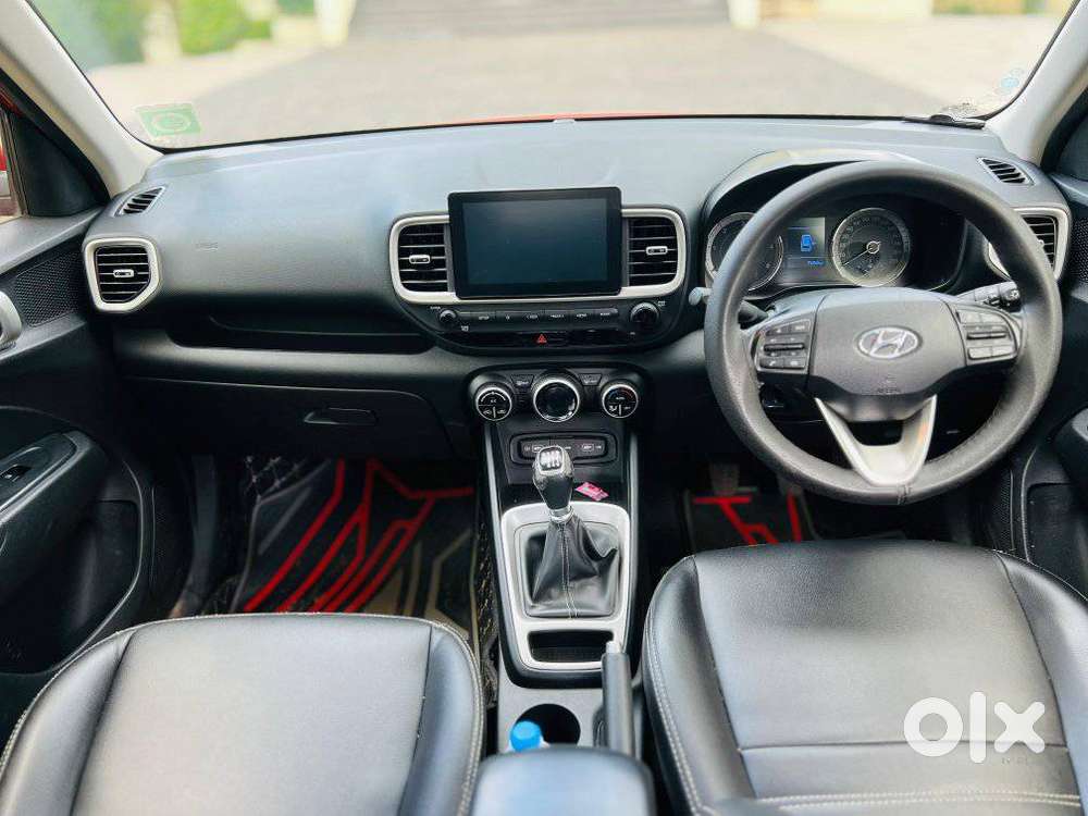 Hyundai Venue Sx (o) Mt 1.5 Diesel, 2021, Diesel