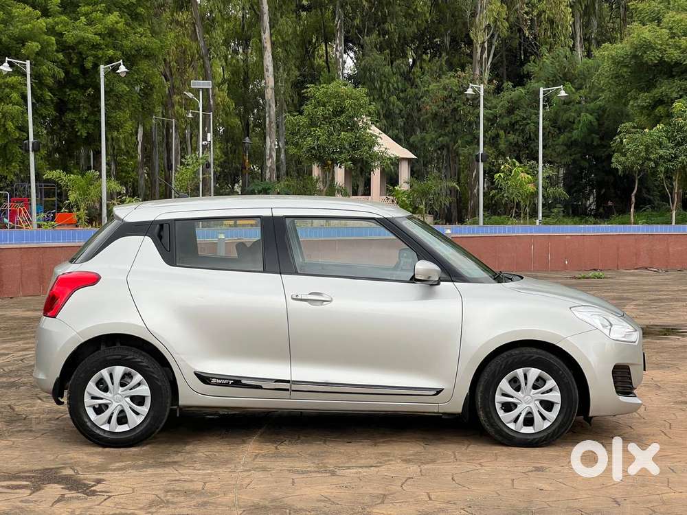 Maruti Suzuki Swift Vvt Vxi, 2021, Petrol