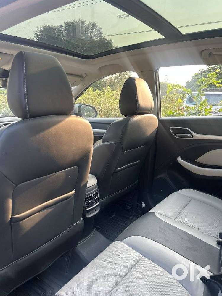 Mg Astor Select 1.5 Cvt, 2025, Petrol
