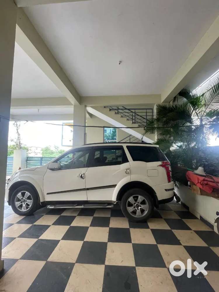 Mahindra Xuv500 2013 Diesel Well Maintained