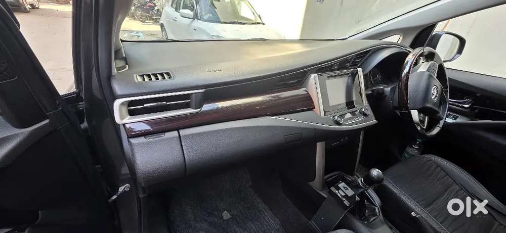 Petrol Innova Crysta Less Driven