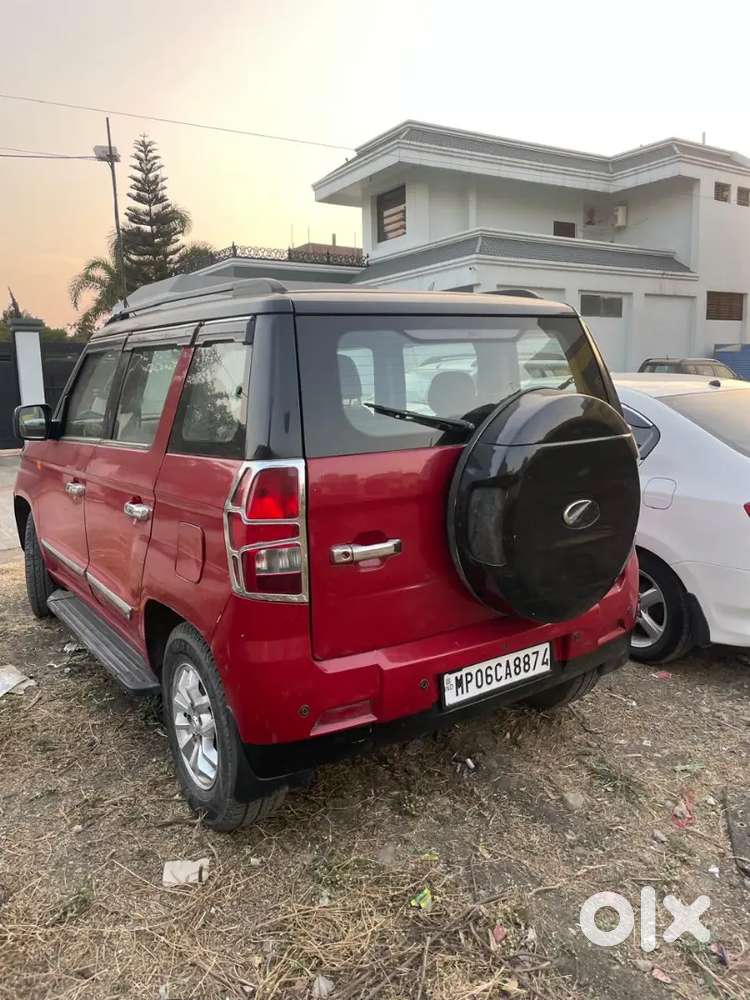 Mahindra Tuv 300 2018