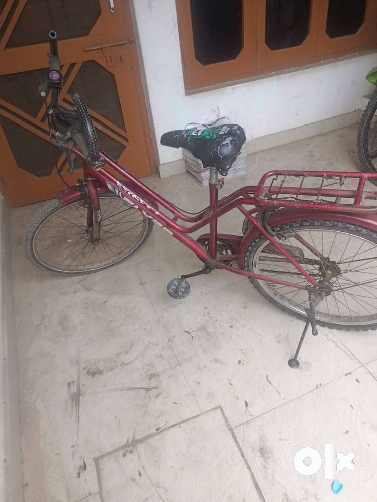 Ladies cycle hot sale olx