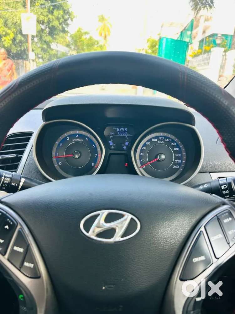 Hyundai Elantra 1.8 2015