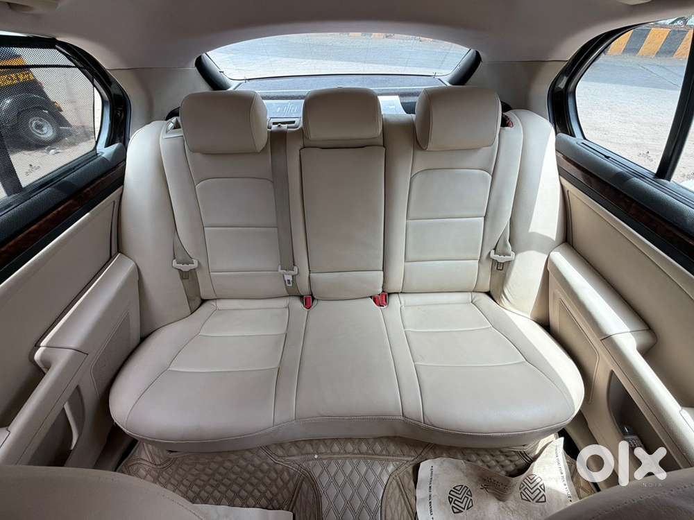 Skoda Superb 2015 Petrol 72833 Km Driven