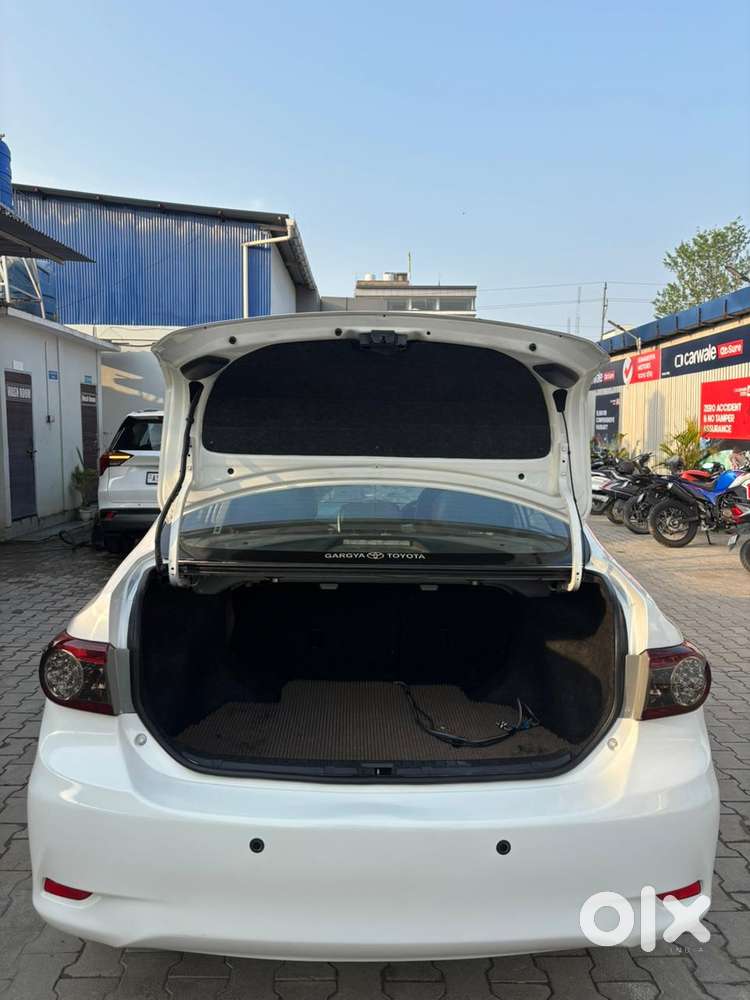 Toyota Corolla Altis 2010-2013 G, 2012, Petrol