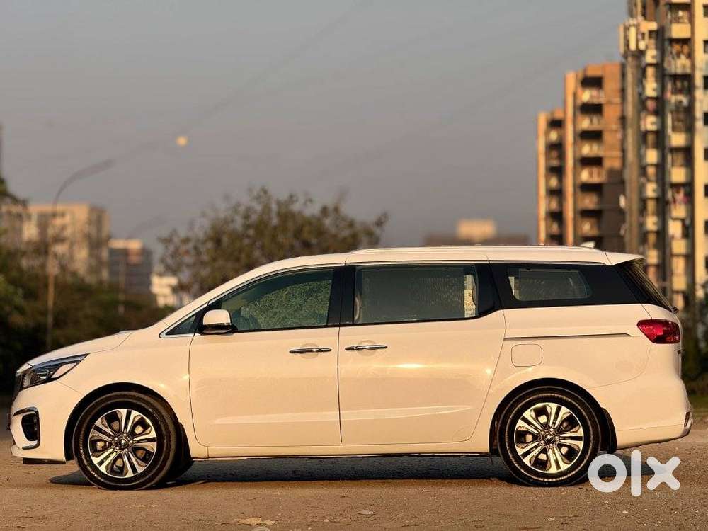 Kia Carnival Limousine Plus 7 Str, 2023, Diesel