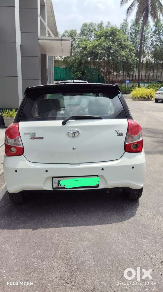 Toyota Etios Liva 1.2 V, 2019, Petrol
