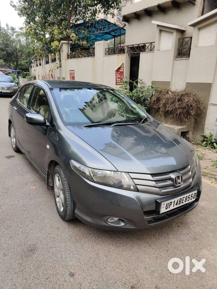 11,700 Km Only  Clean & Maintained Car  Urgent Sale