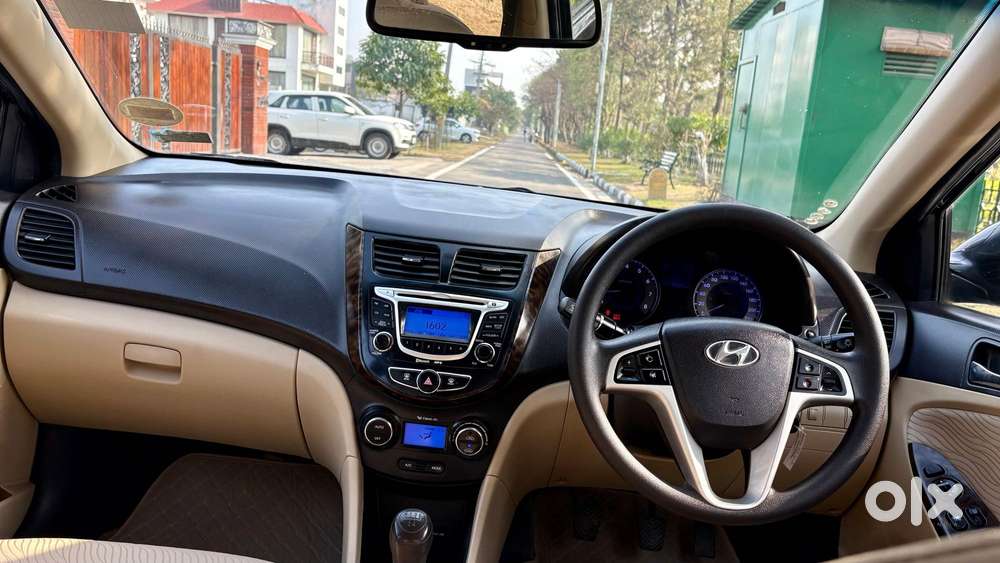 Hyundai Verna Vtvt 1.6 Sx, 2013, Petrol