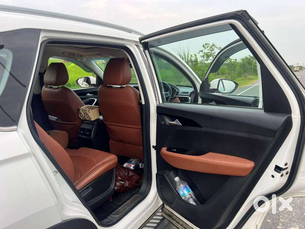 Mg Hector Plus 2021 Diesel Well Maintained