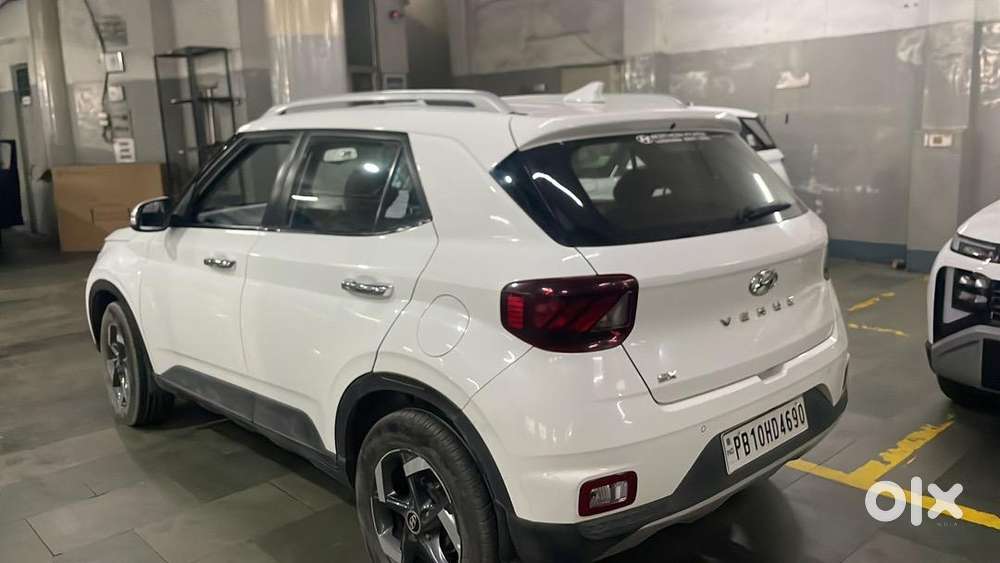 Hyundai Venue 2019 Diesel Well Maintained
