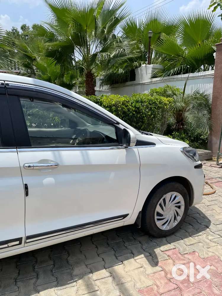 Maruti Ertiga Vxi  Cng 2025