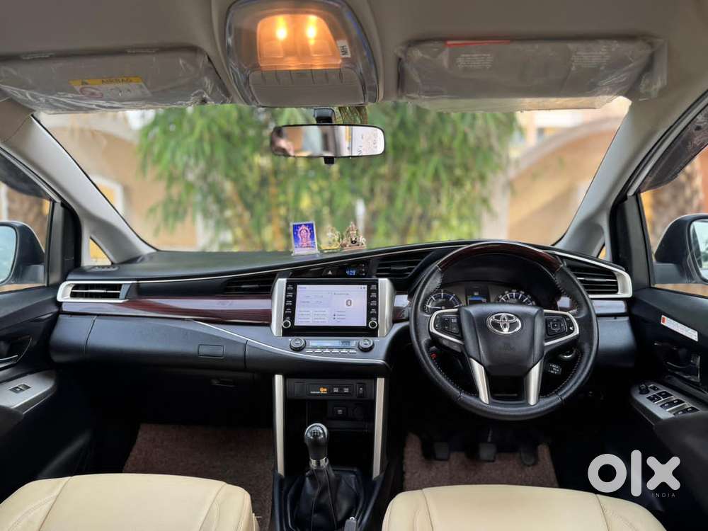 Toyota Innova Crysta 2.4 Vx Mt 8s, 2023, Diesel