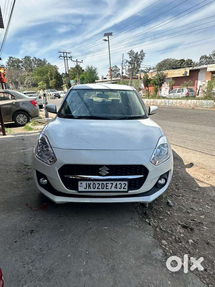 Maruti Suzuki New-gen Swift 2023 Petrol Well Maintained
