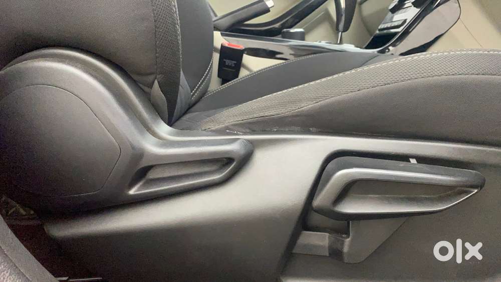 Tata Nexon 1.5 Revotorq Xza Plus S Amt, 2023, Petrol