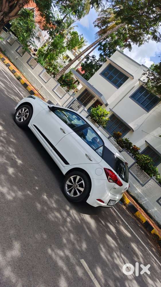 Hyundai I20 Sportz 1.2 Bs-iv, 2015, Petrol