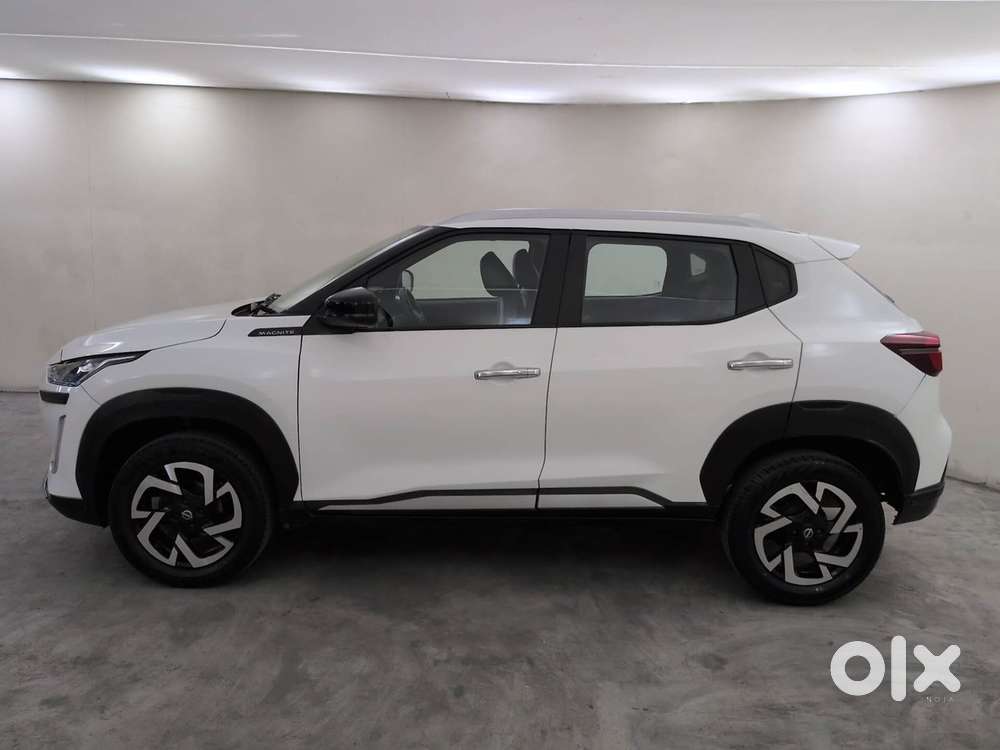 Nissan Magnite Xv Turbo, 2022, Petrol