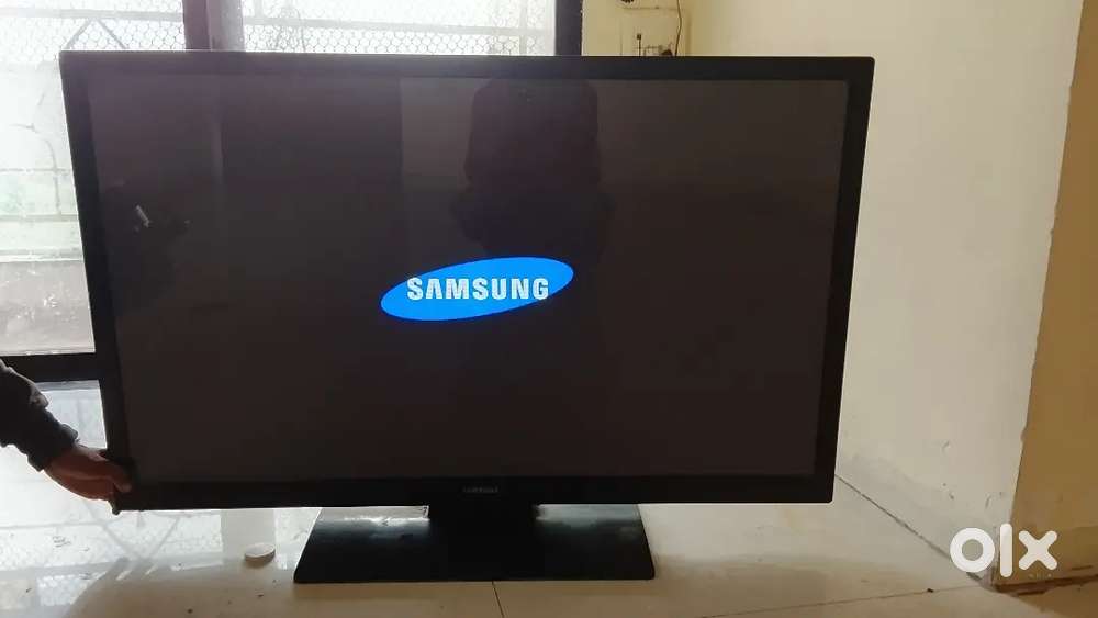 Urgent sell*Samsung plasma 52inch