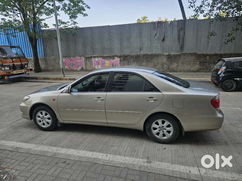 Toyota Camry 2005 Petrol/ Cng 125000 Km Driven Automatic 2.5lt Engine