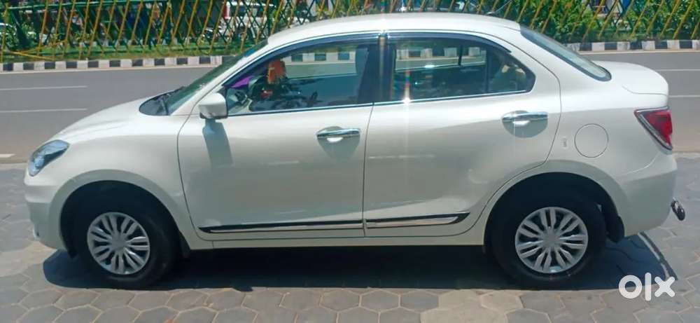 Maruti Suzuki Dzire 2023 Cng & Hybrids 125000 Km Driven