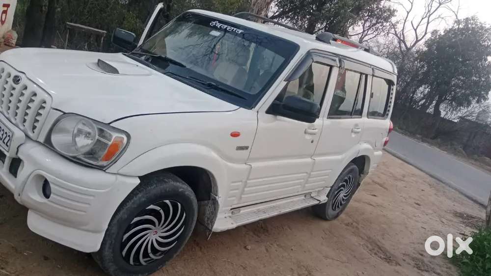Mahindra Scorpio Classic 2006