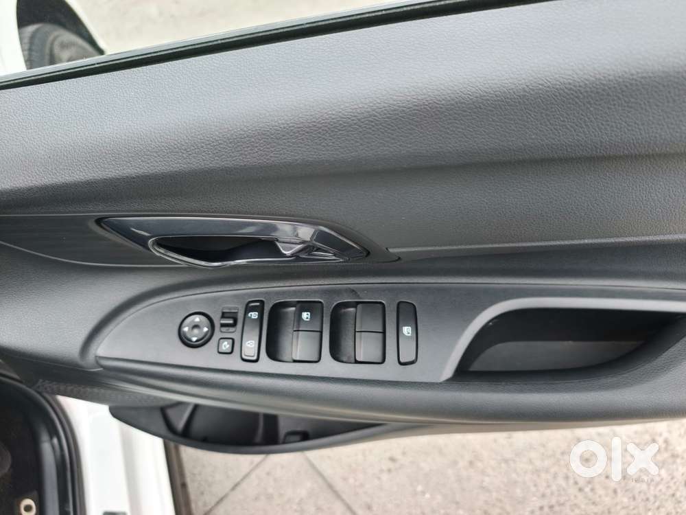 Hyundai I20 Petrol Spotz, 2023, Petrol