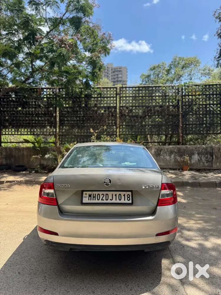 Skoda Octavia Ambition Mt
 2014 Model
 3rd Owner
️ 70,000 Kms