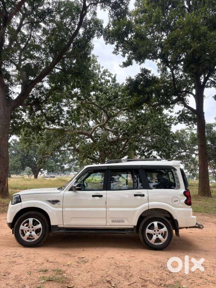 Mahindra Scorpio S11 Mt 7s, 2021, Diesel