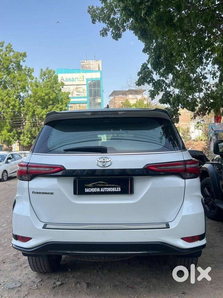 Toyota Fortuner Legender 4x2 At 2.8, 2022, Diesel
